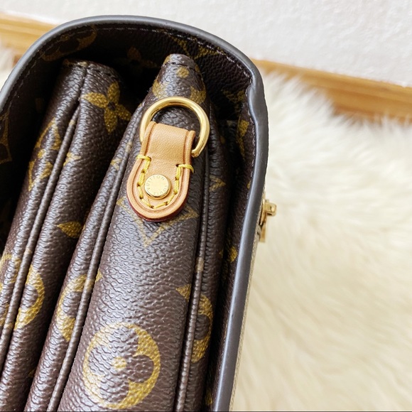 LV Pochette Métis in Monogram Canvas - Picture 11 of 15
